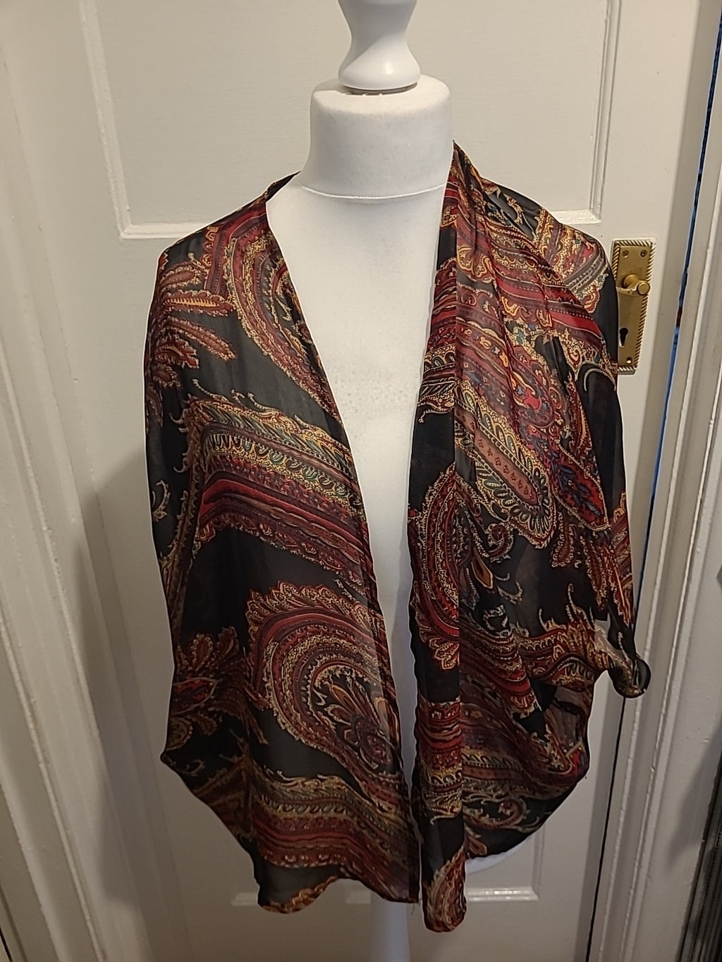 Ladies AX Paris Size S/M Lightweight Cardigan