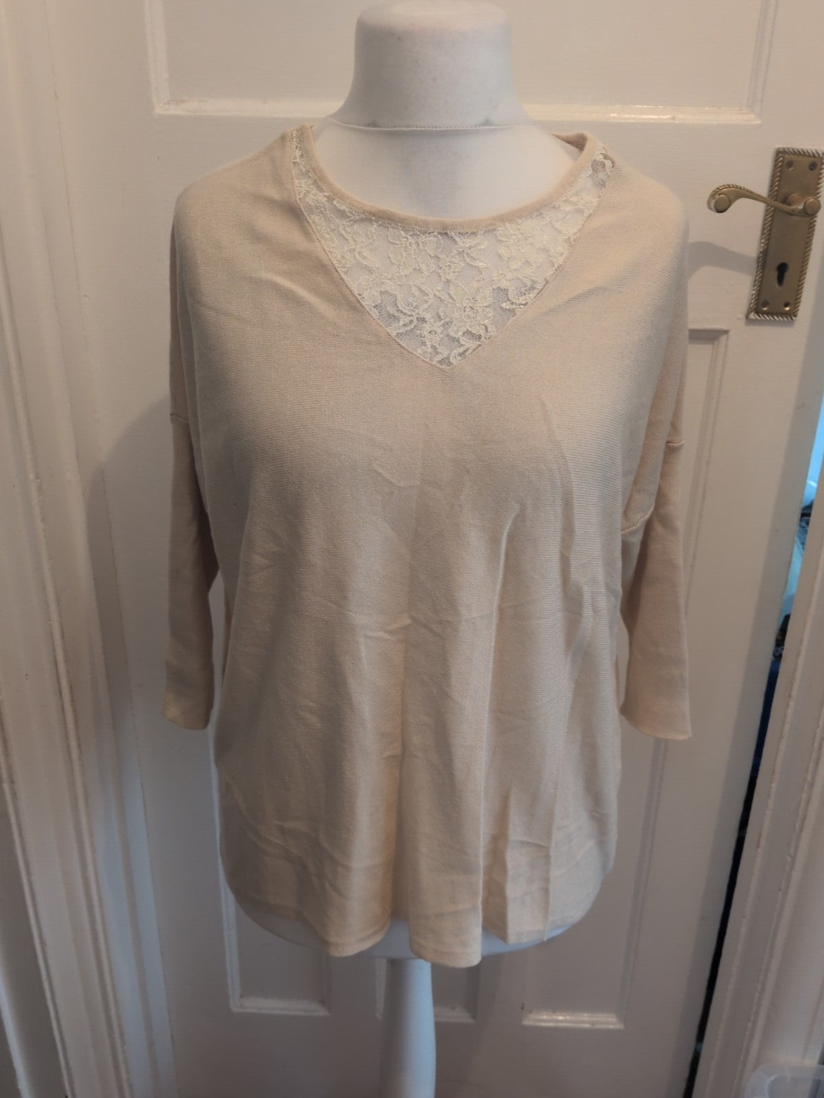 Artigiano Large Beige Frill Neck Half Sleeve Blouse