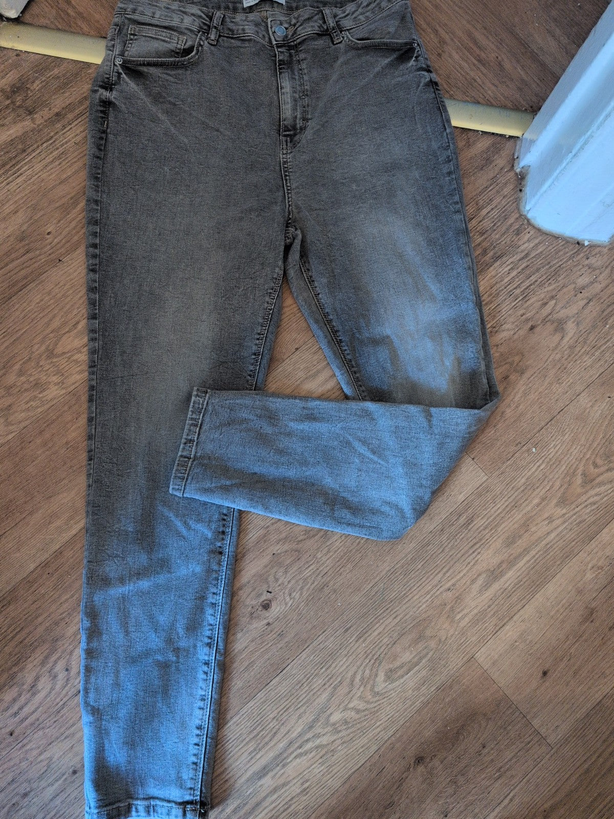 Ladies Denim&Co Size 16 Grey Jeans Skinny