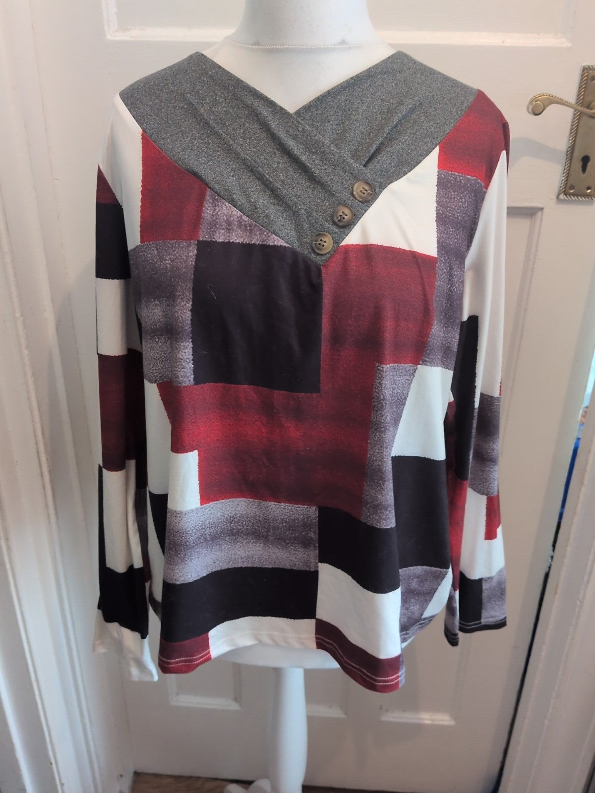 2XL Multi Coloured Long Sleeve V Neck Blouse