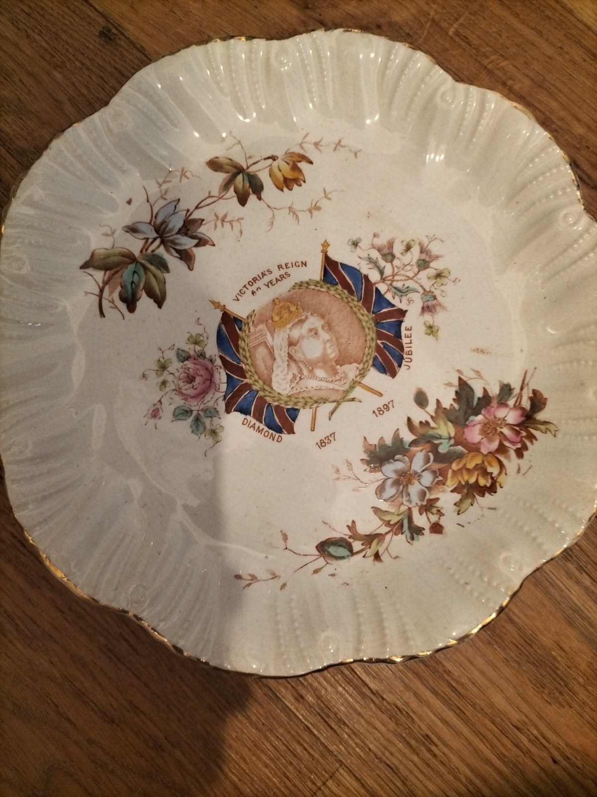 Royal Worcester Palissy Huntsmen Plate Bone China