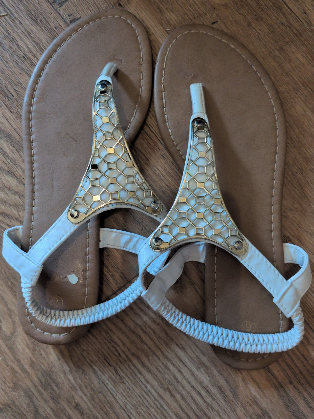 Ladies Size UK 6 Sandal White Pattern