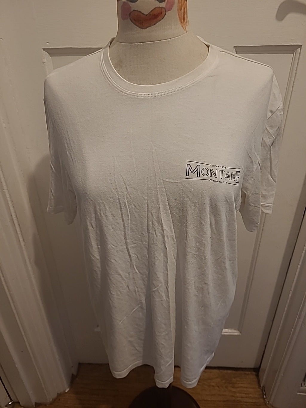 Mens Montane Size Large White Short Sleeved Tshirt