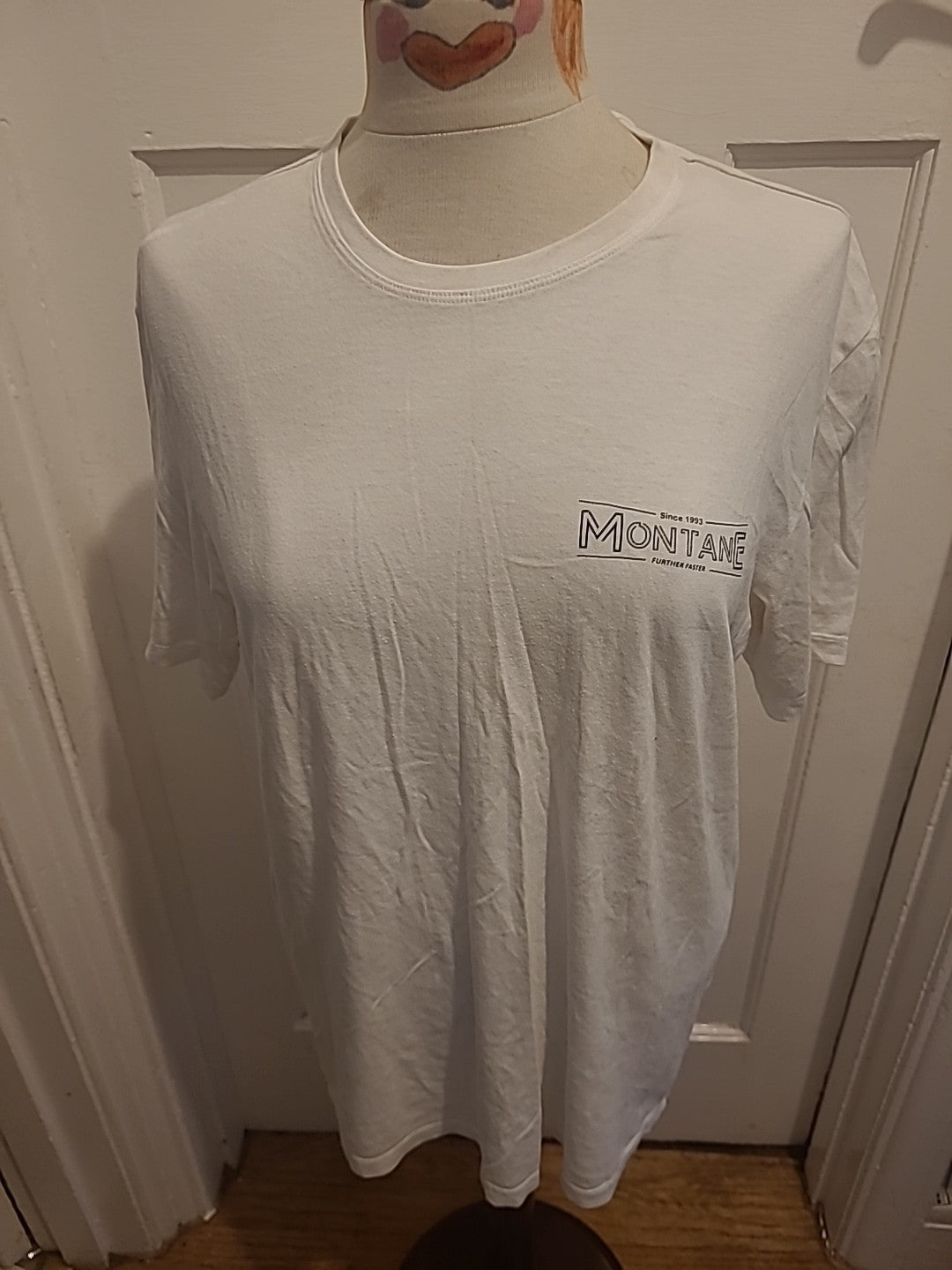Mens Montane Size Large White Short Sleeved Tshirt