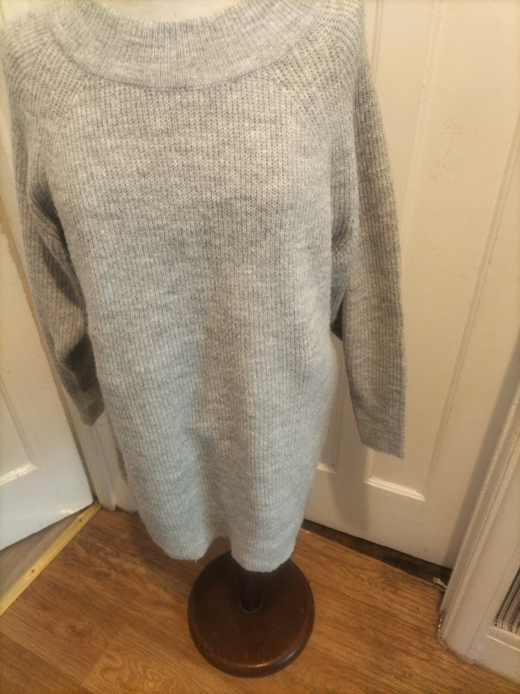 Ladies Peacock Grey Round Neck Long Sleeve Jumper