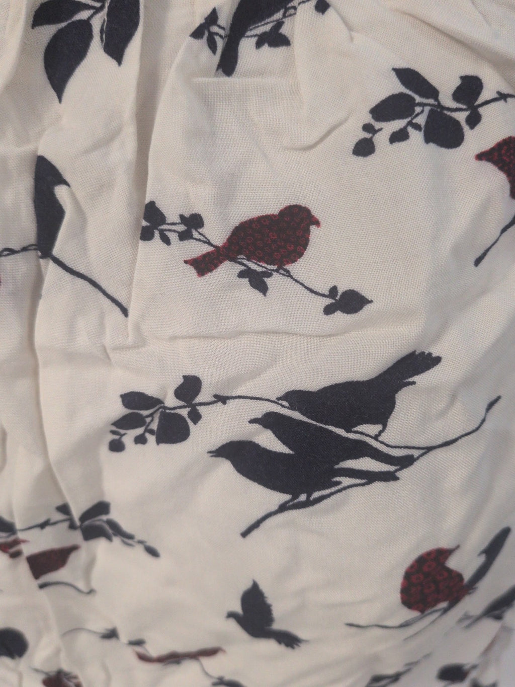 Oasis 14 White Navy And Red Bird Pattern Sleeveless Blouse