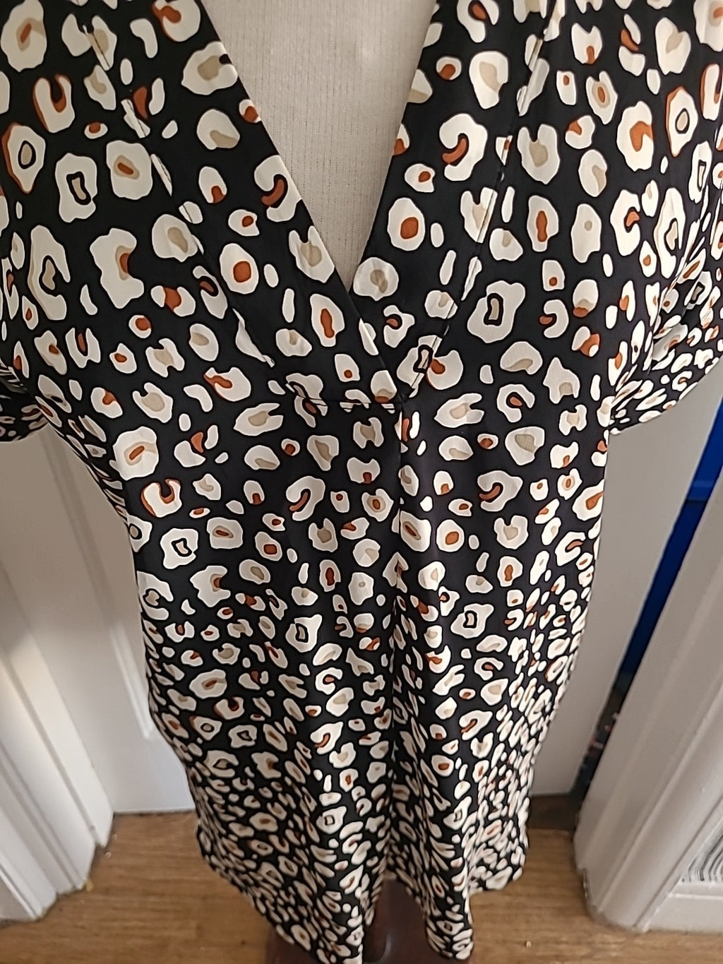 Ladies Marks And Spencer Size 10 Black Detailed Short Sleeved Blouse/Shirt