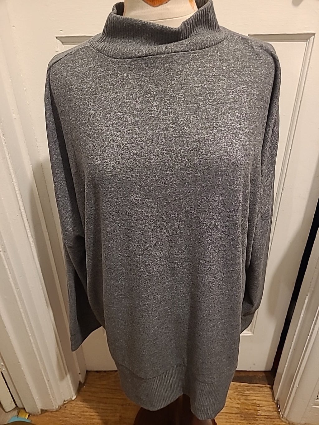 Ladies Papaya Size XL Grey Ribbed Hems Pullover Jumper