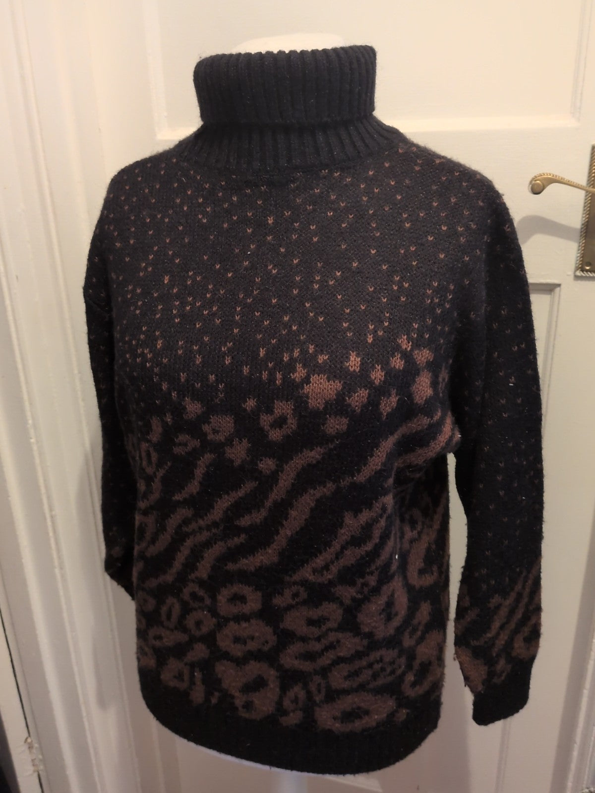 Ladies St Michael Size 12-14 Brown And Black Long Sleeved Roll Neck Jumper