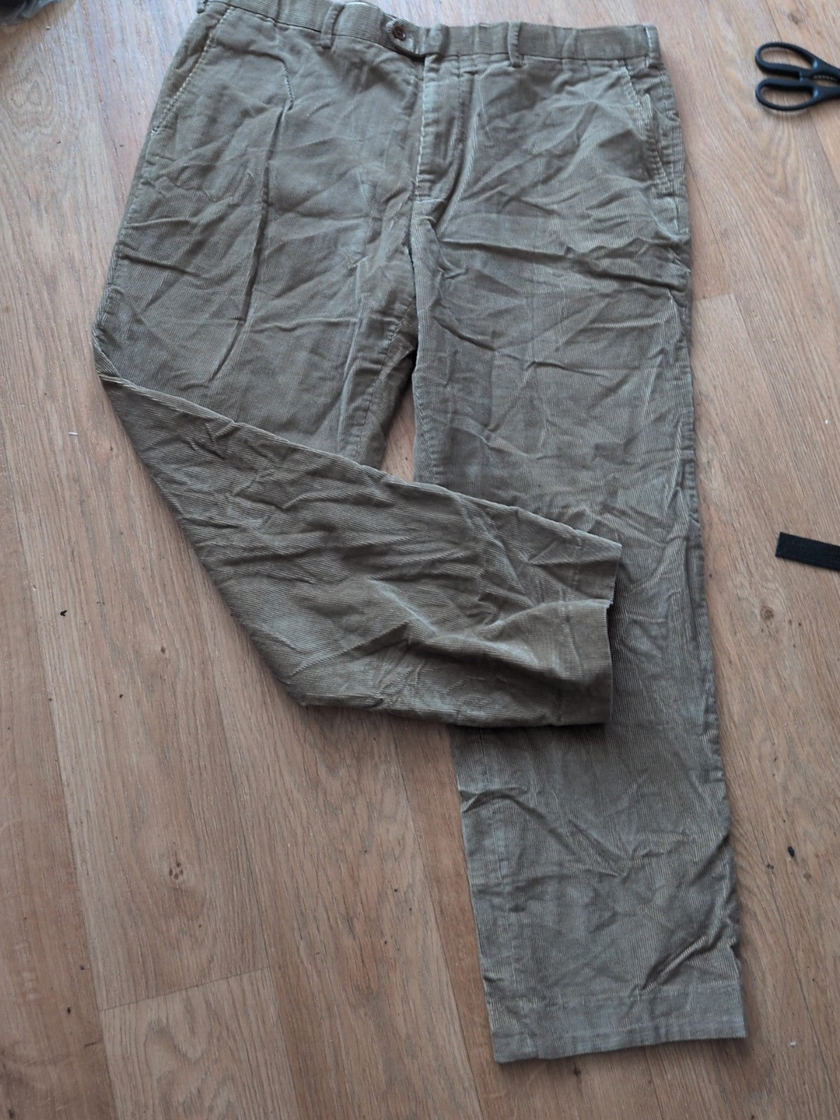 Mens Austin Reed Size 38s Coffee Ribbed Trousers