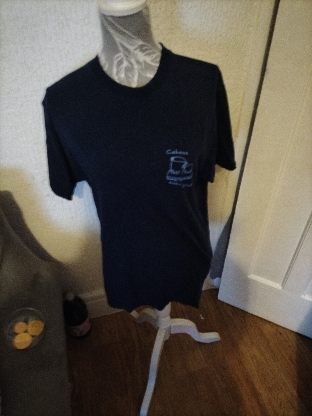 Mens Whale Size Small Blue Short Sleeved Tshirt