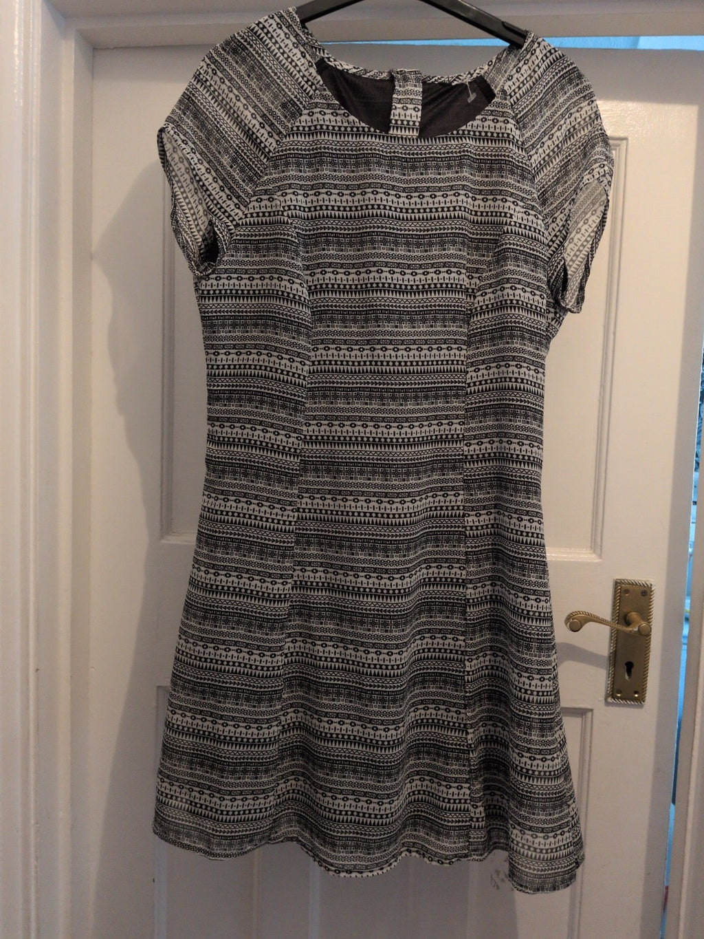 Small Aztec Lined Short Sleeve Dress