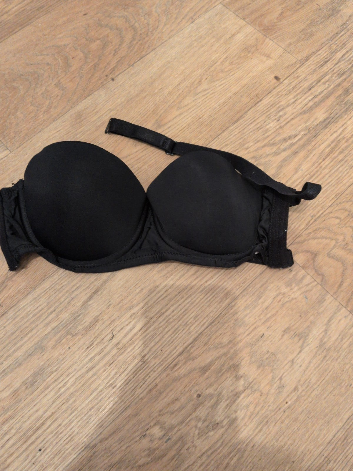 70B Black Push Up Bra