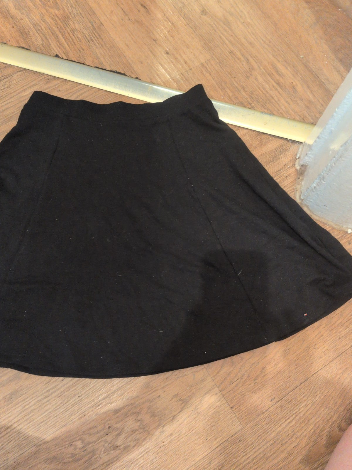 Small Black Knee Length Flare Skirt Bobbling