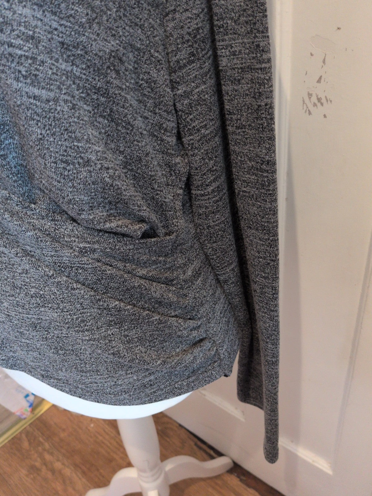 Ladies XL Grey Fleck With Black Long Sleeve Blouse