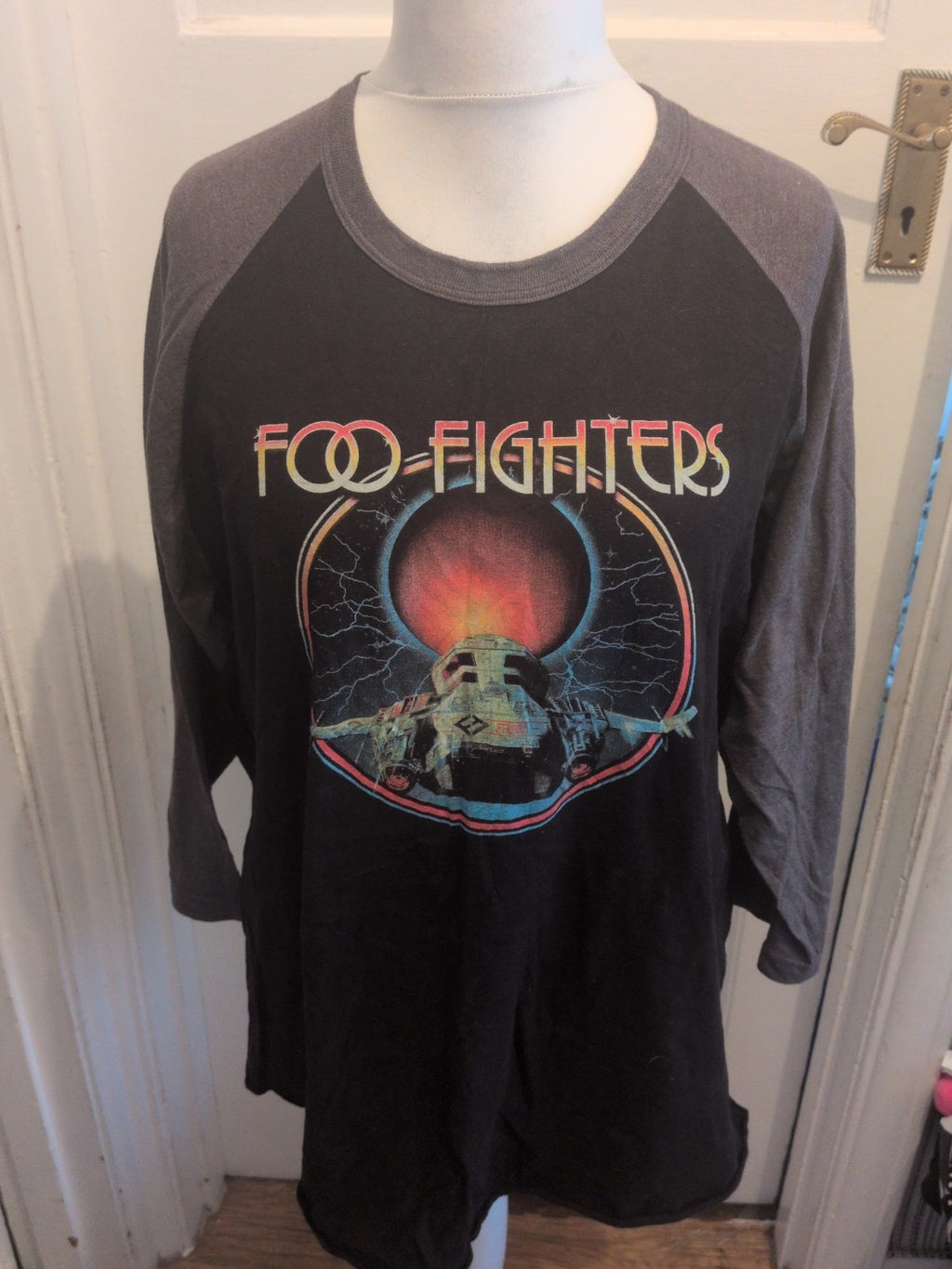 Mens Tultex Size XL Foo Fighters Printed Long Sleeve T-shirt