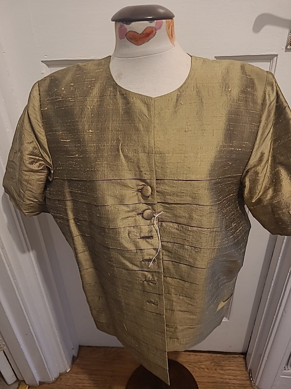 Ladies Vintage Size Large Gold Lined Padded Blouse