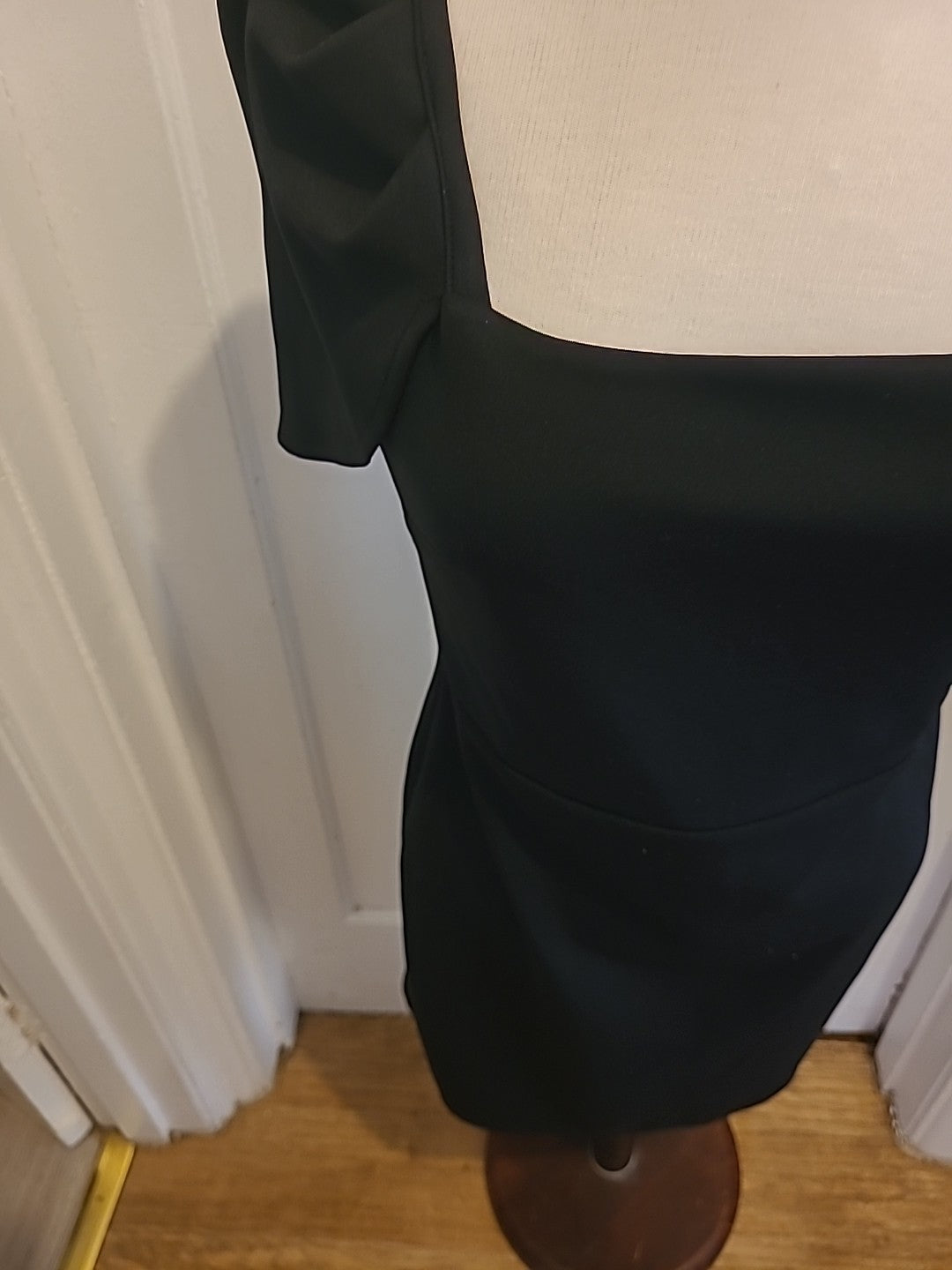 Ladies Miss Selfridge Size 12 Black Short Sleeved Dress