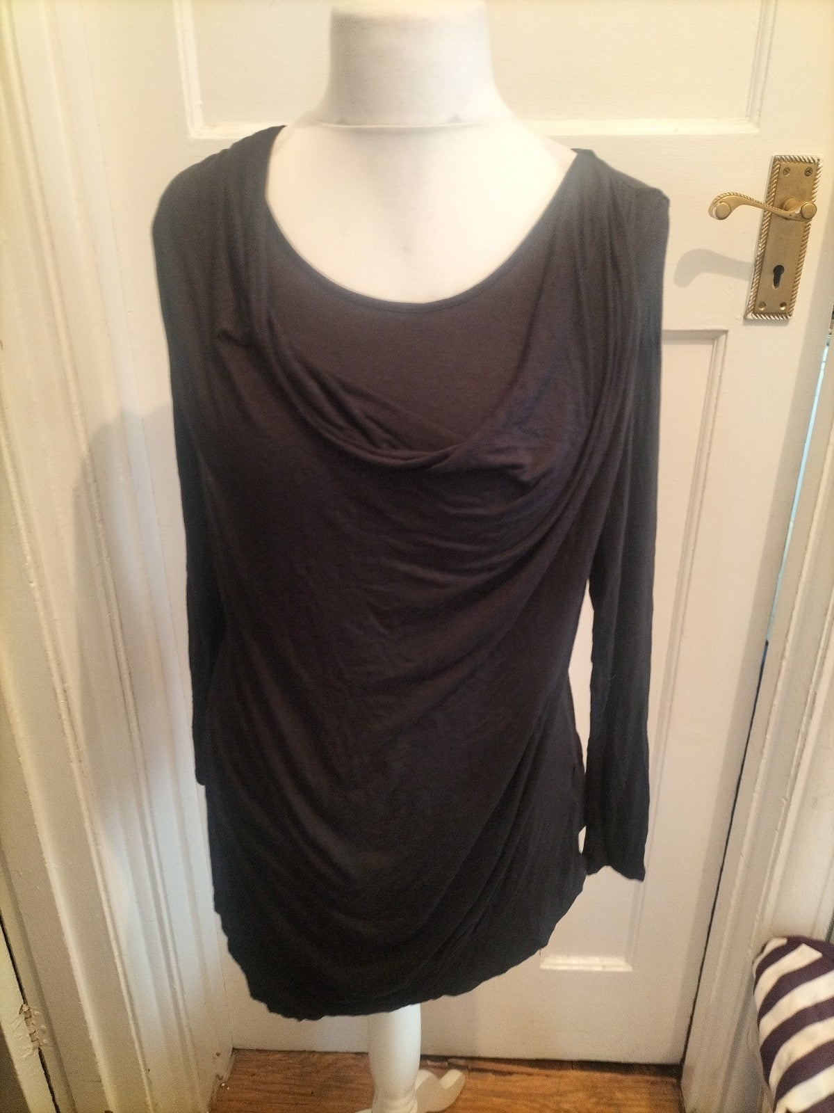 Ladies Black Premium Size M Long Sleeved Blouse
