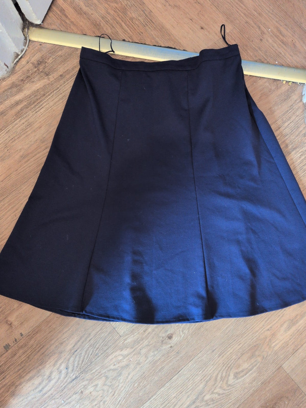 Ladies Bonmarche 16 Navy Elasticated Flare Midi Skirt