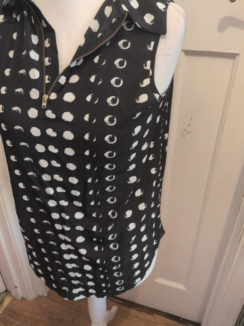 Ladies Next Size 12 Navy With Speckled Spots Collared Sleeveless Blouse