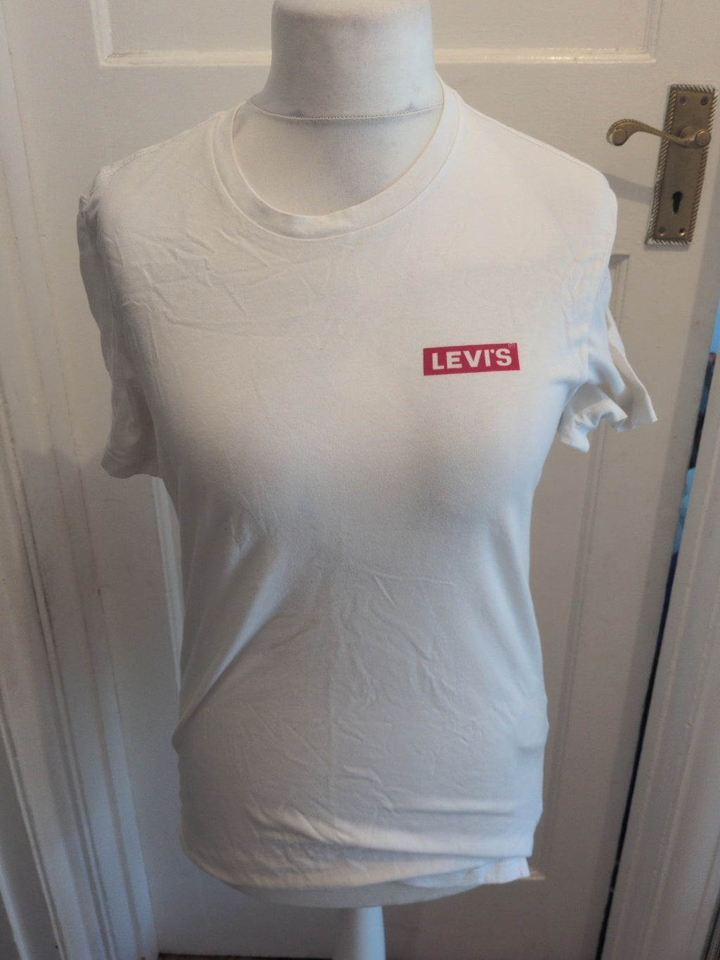 Levis Size Med White T.shirt
