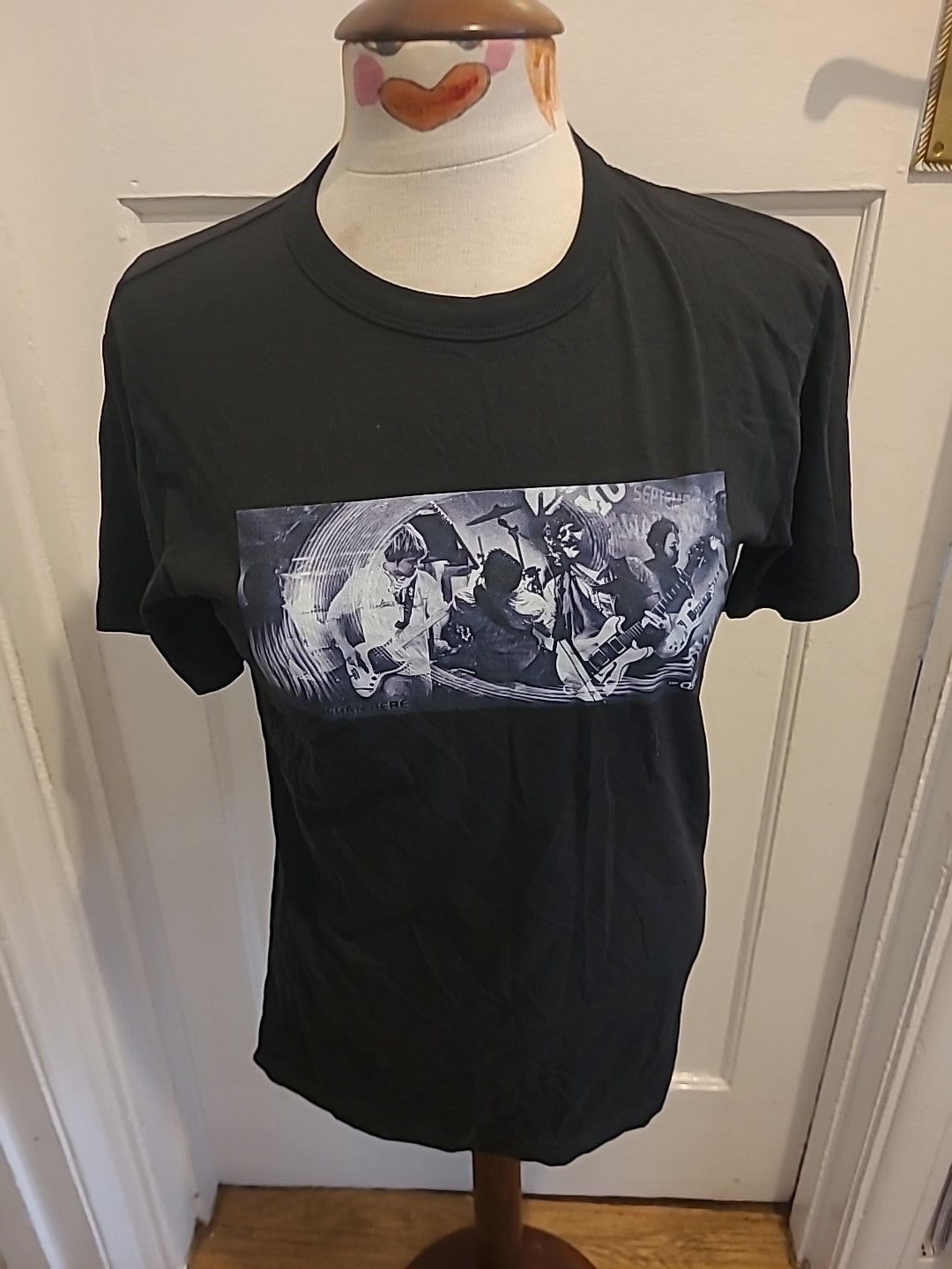 Mens Hanes Size Medium "The Quails" Tshirt