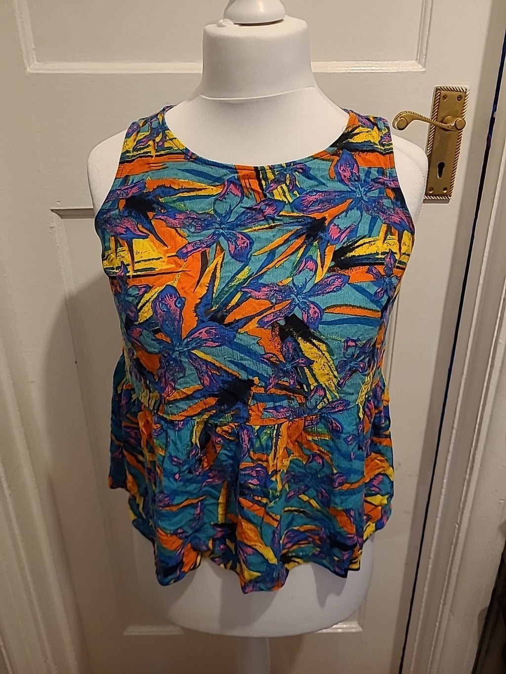 Ladies Tu Size 12 Turquoise Patterned Sleeveless Top