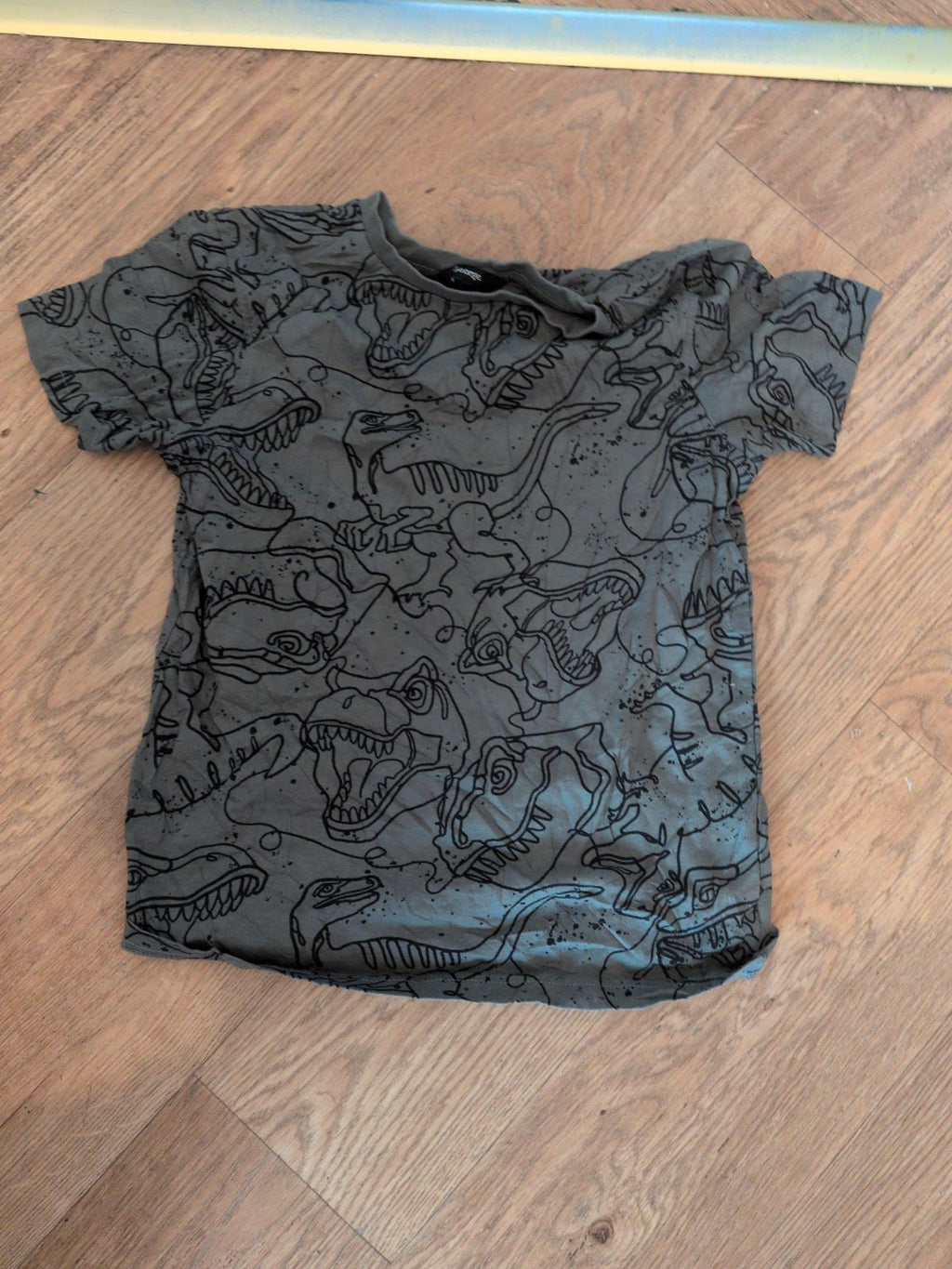 George 7-8 Years Dark Green Dinosaur T-shirt