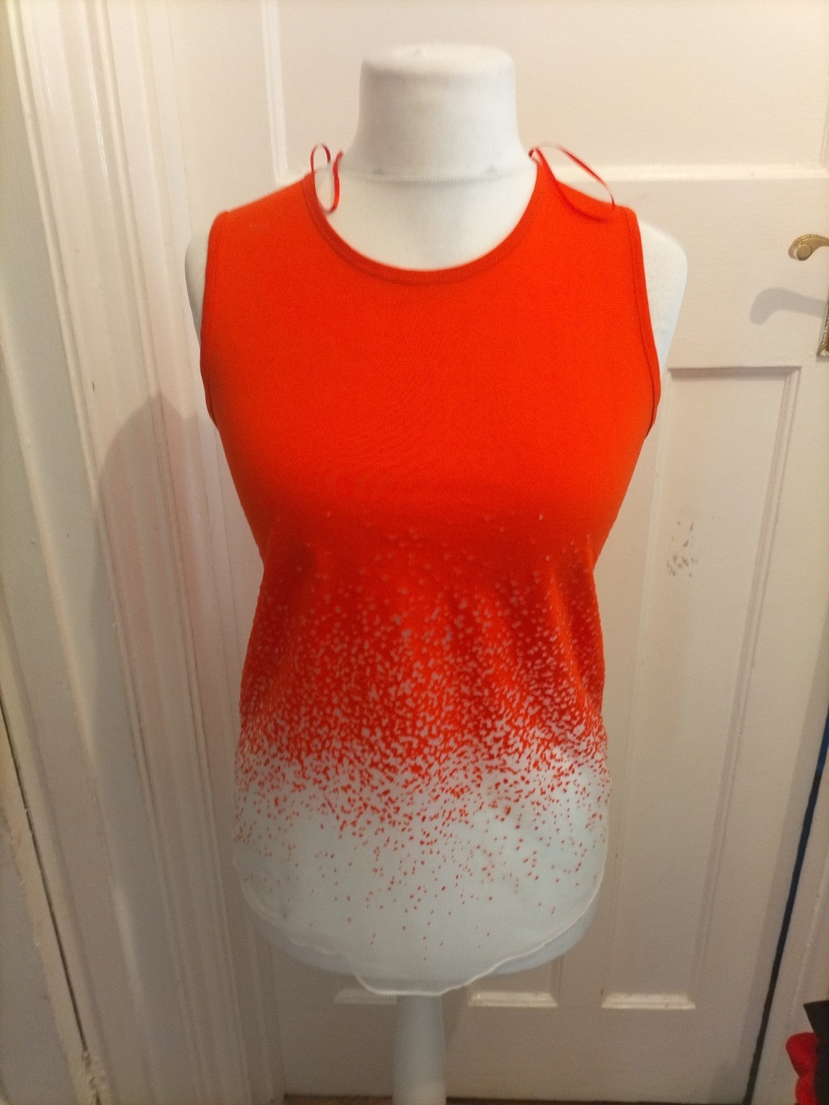 Ladies Select Size 10 Orange And White Sleeveless Blouse
