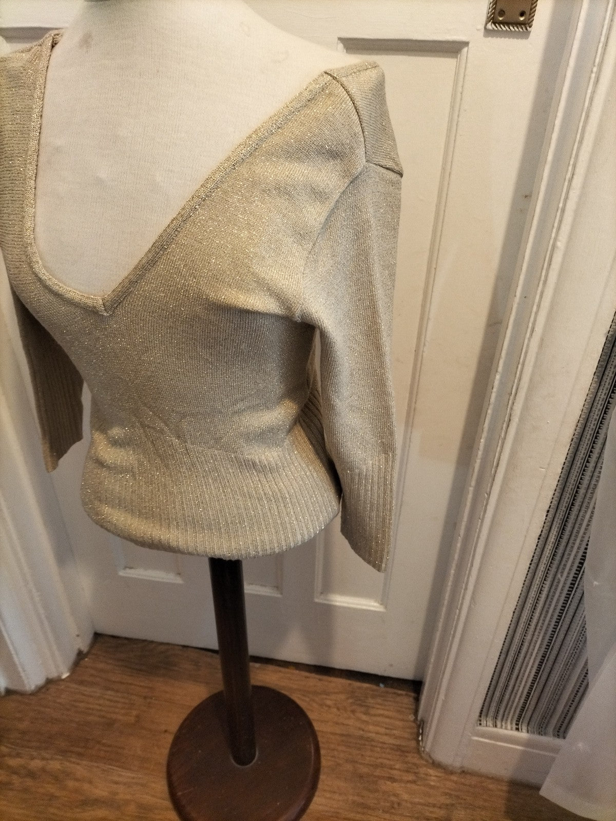 Ladies New Look Size 12 Gold Glittery Long Sleeved Blouse