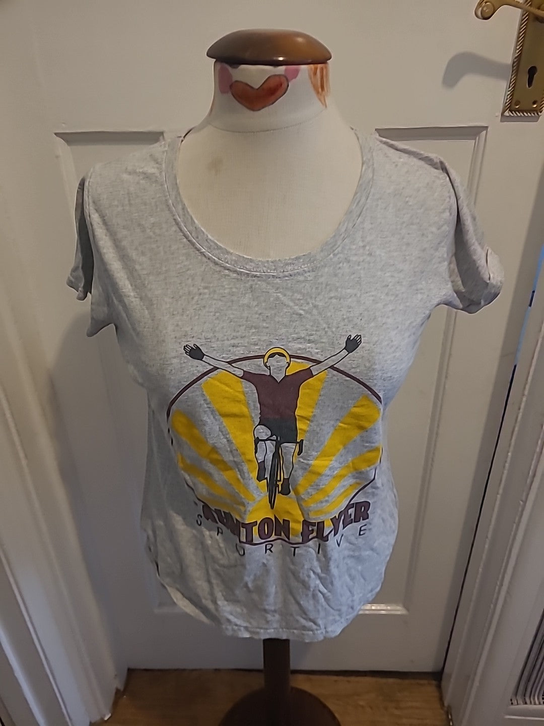 Ladies Fruit Of The Loom Size Medium Grey Short Sleeved Tshirt Print Design