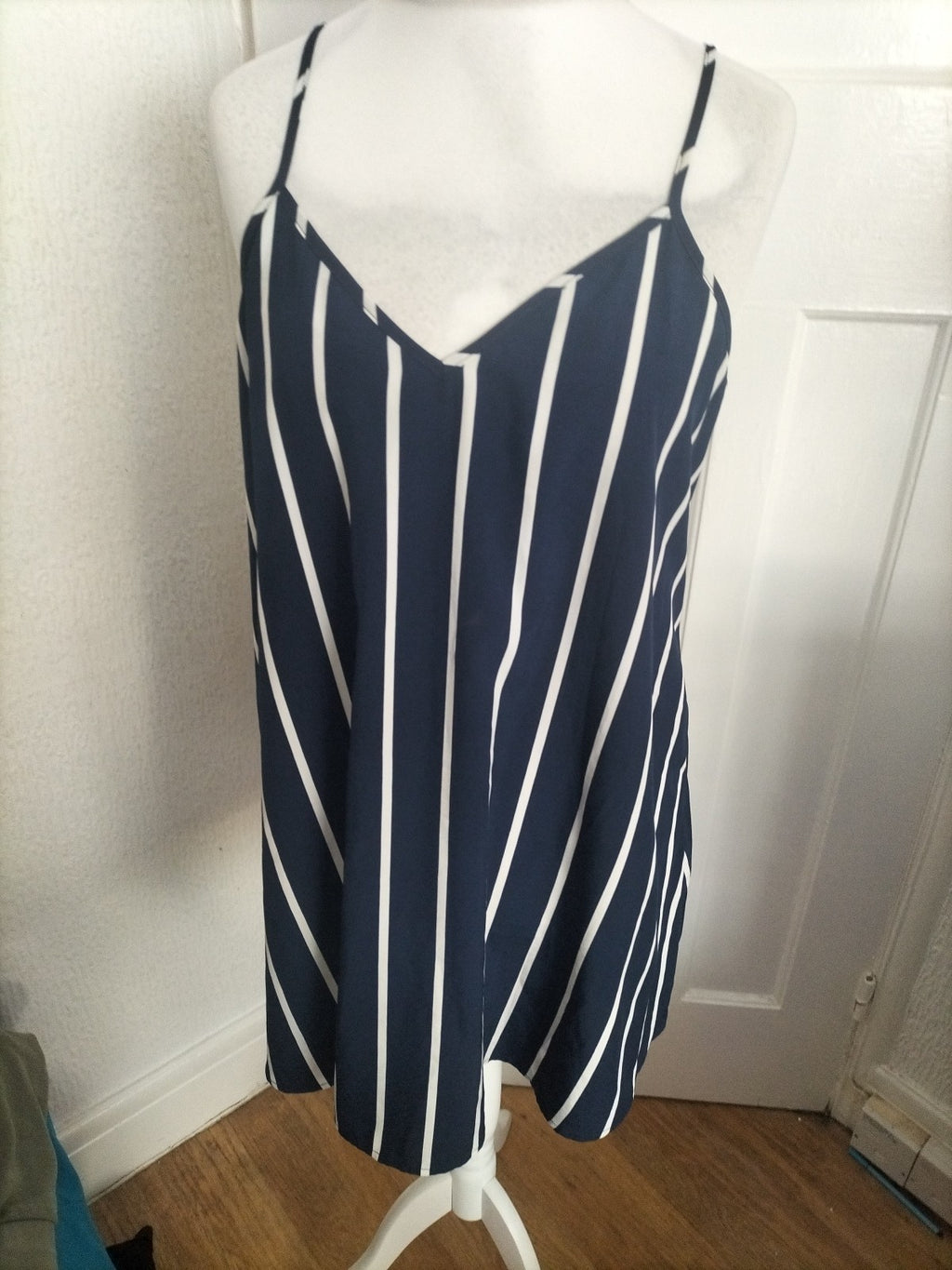 Ladies Shein Size Large Navy Striped Sleeveless Blouse
