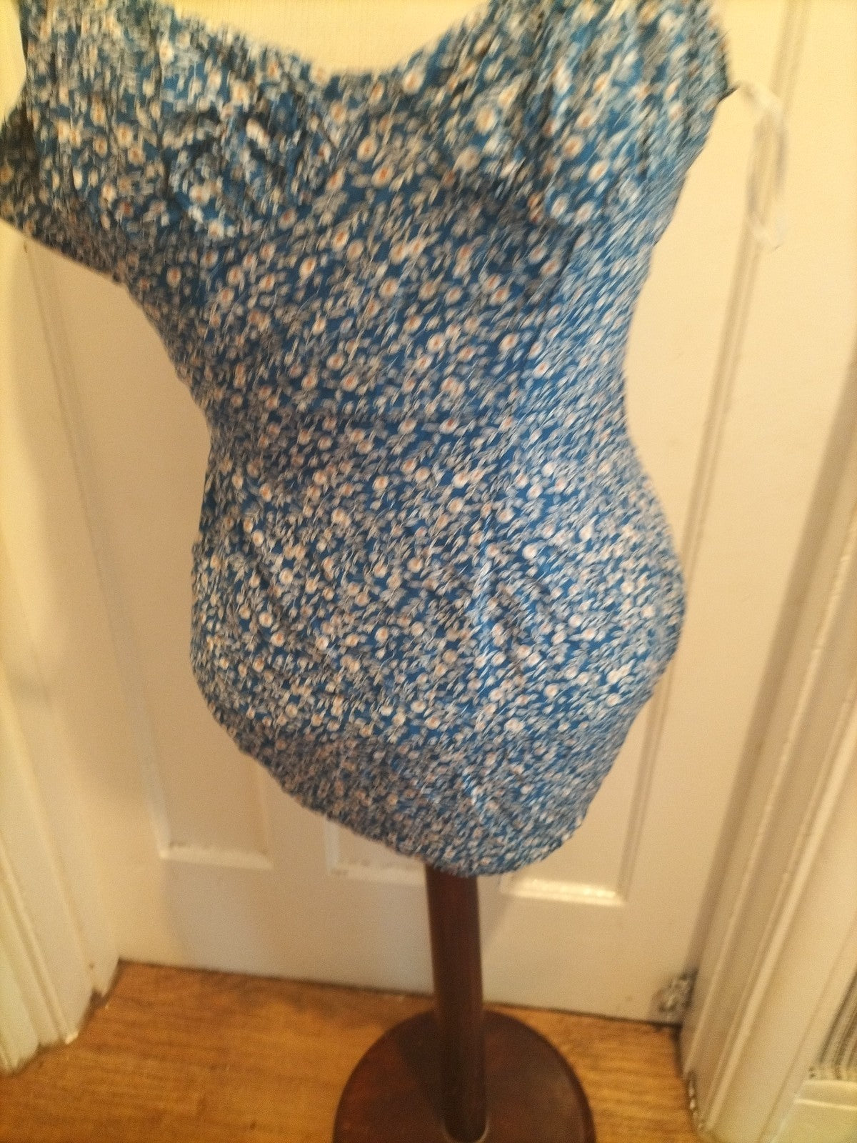 Ladies Shein Size Small Blue/White Sleeveless Blouse