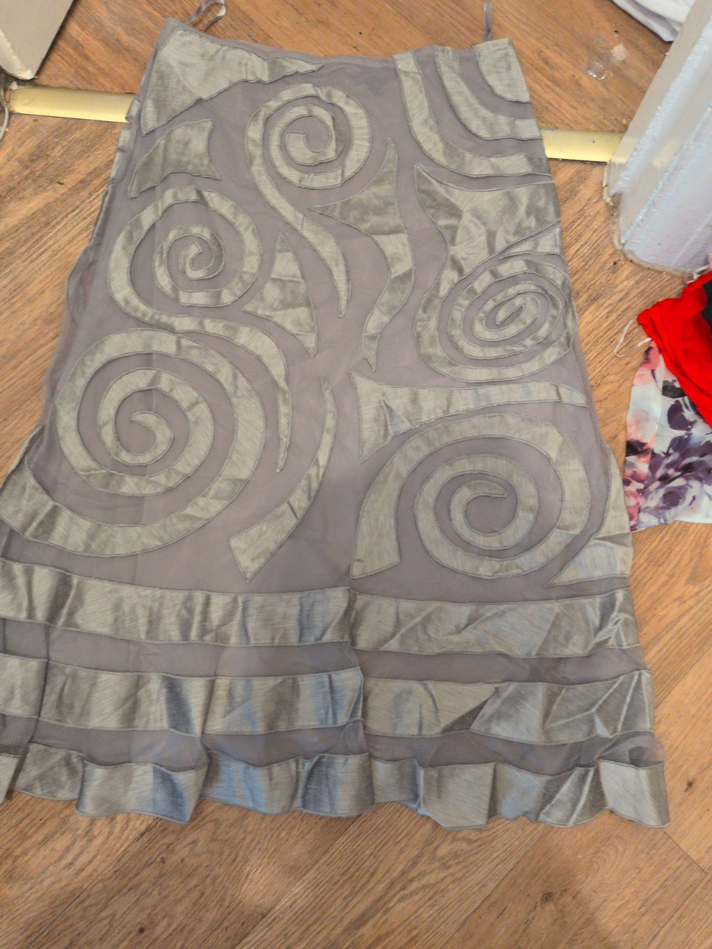Per Una 16r Silver Mesh Lined Long Length Skirt