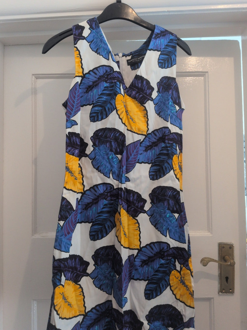 Dorothy Perkins 10 Yellow With Blue And White Leaves Sleeveless Dress V Neck
