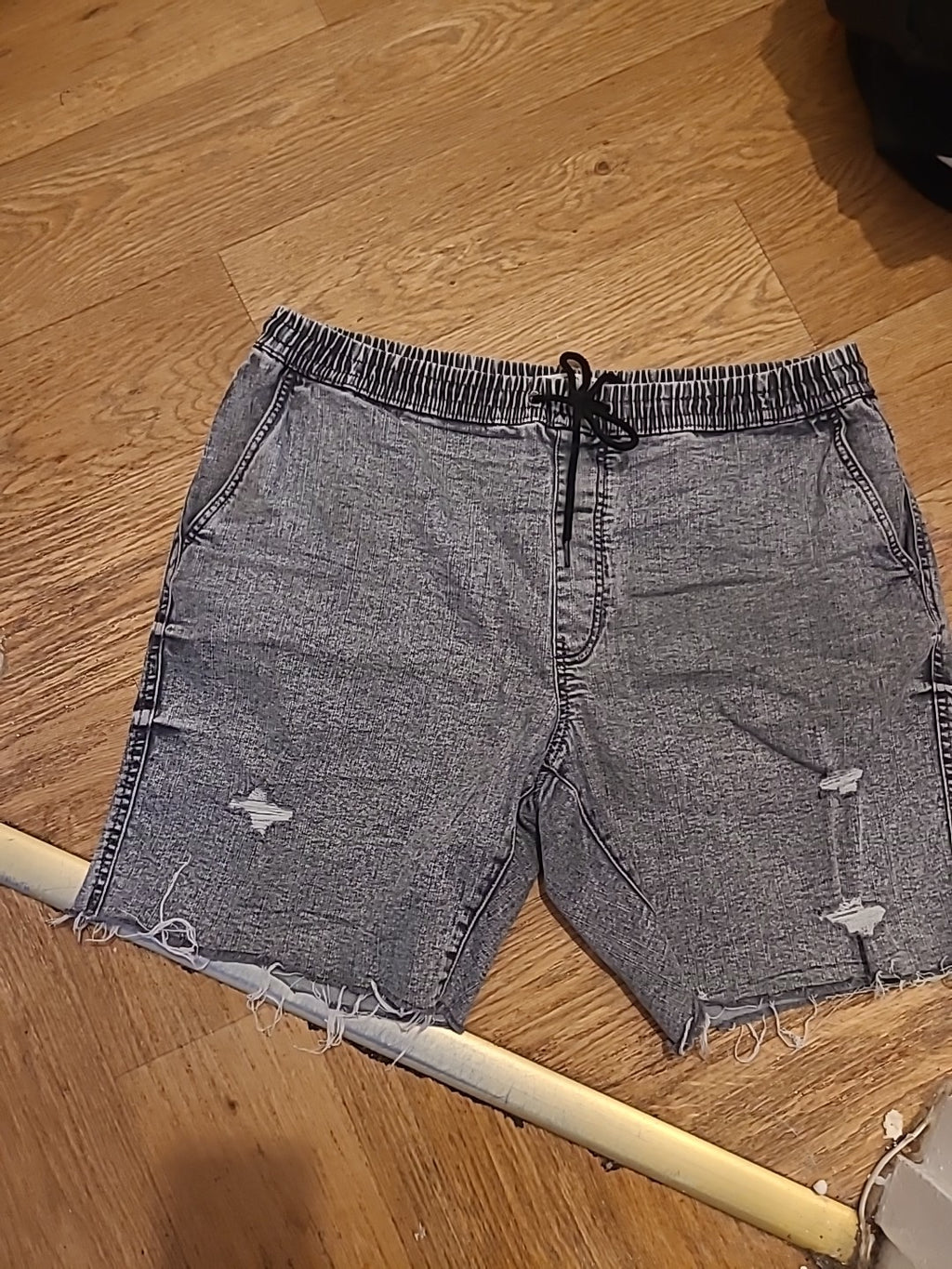 Mens Pull&Bear Size XL Grey Denim Shorts