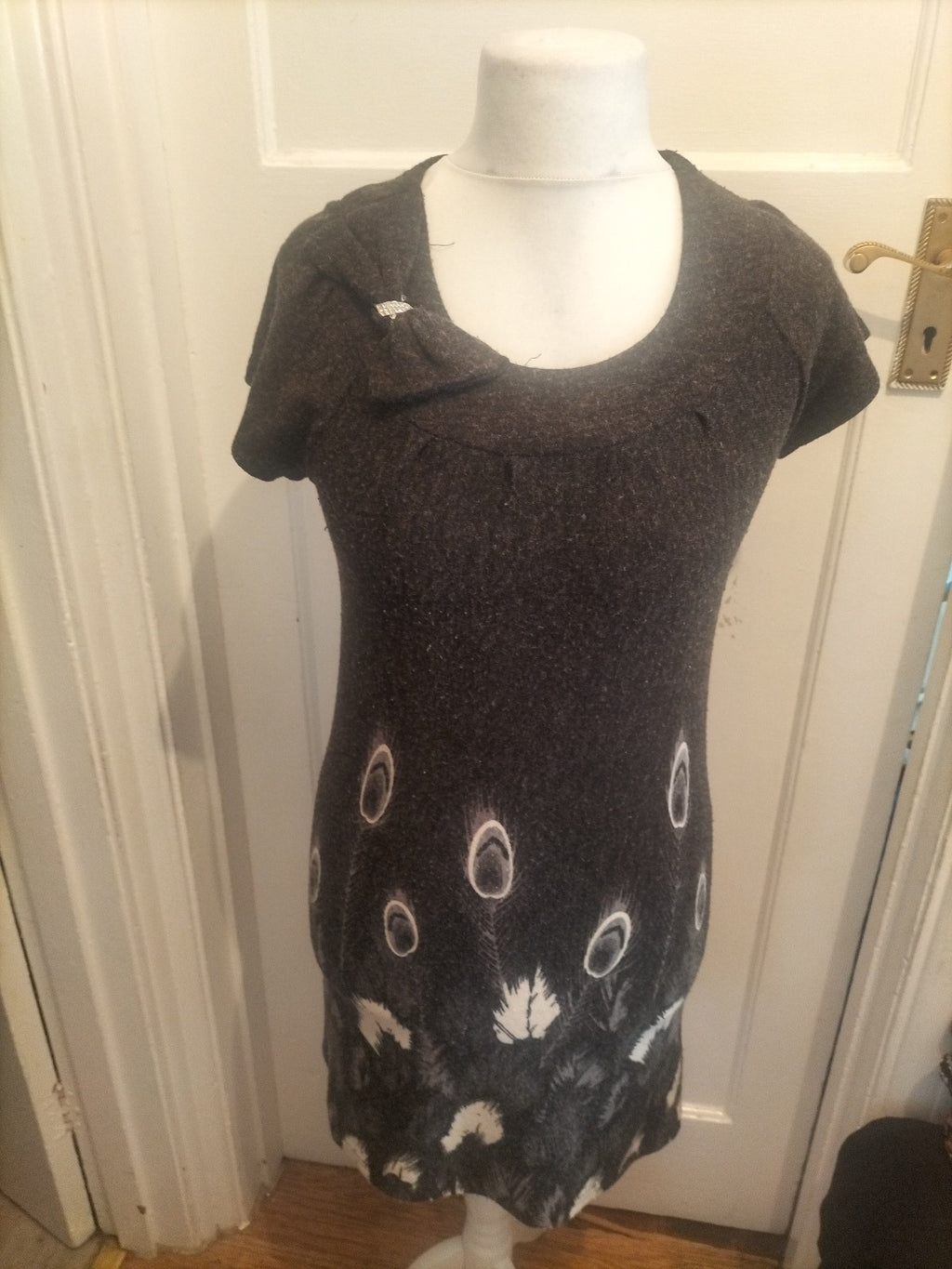 Ladies New Look Size 12 Grey Floral Short Sleeved Midi Dress