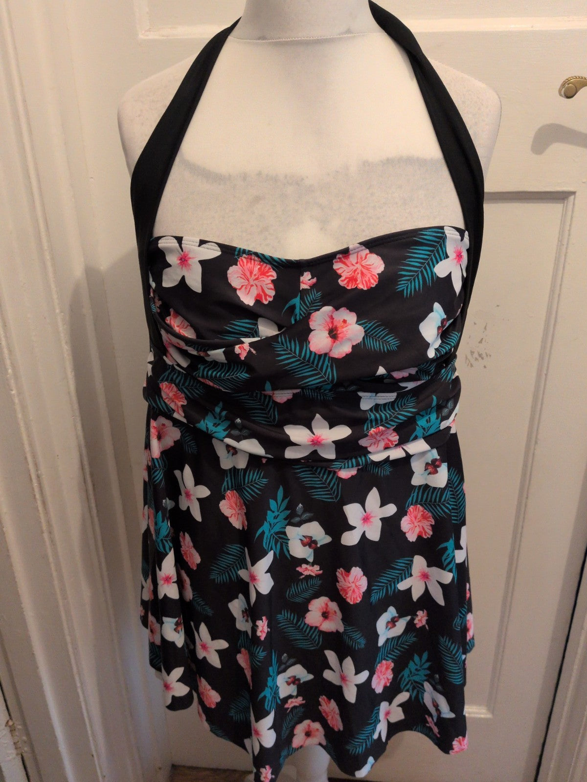 2XL Halter neck Swimwear Top Multicoloured Floral