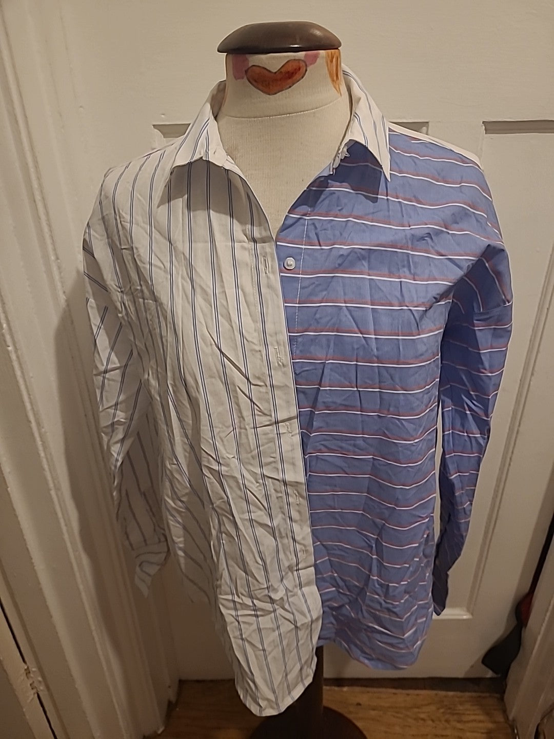 Ladies Divided Size 6 Purple Striped Long Sleeved Blouse