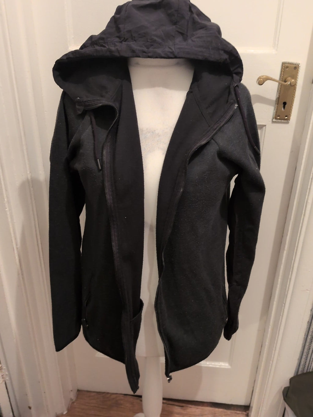 Primark Large Black And Dark Teal Zipped Hoodie Bobbling