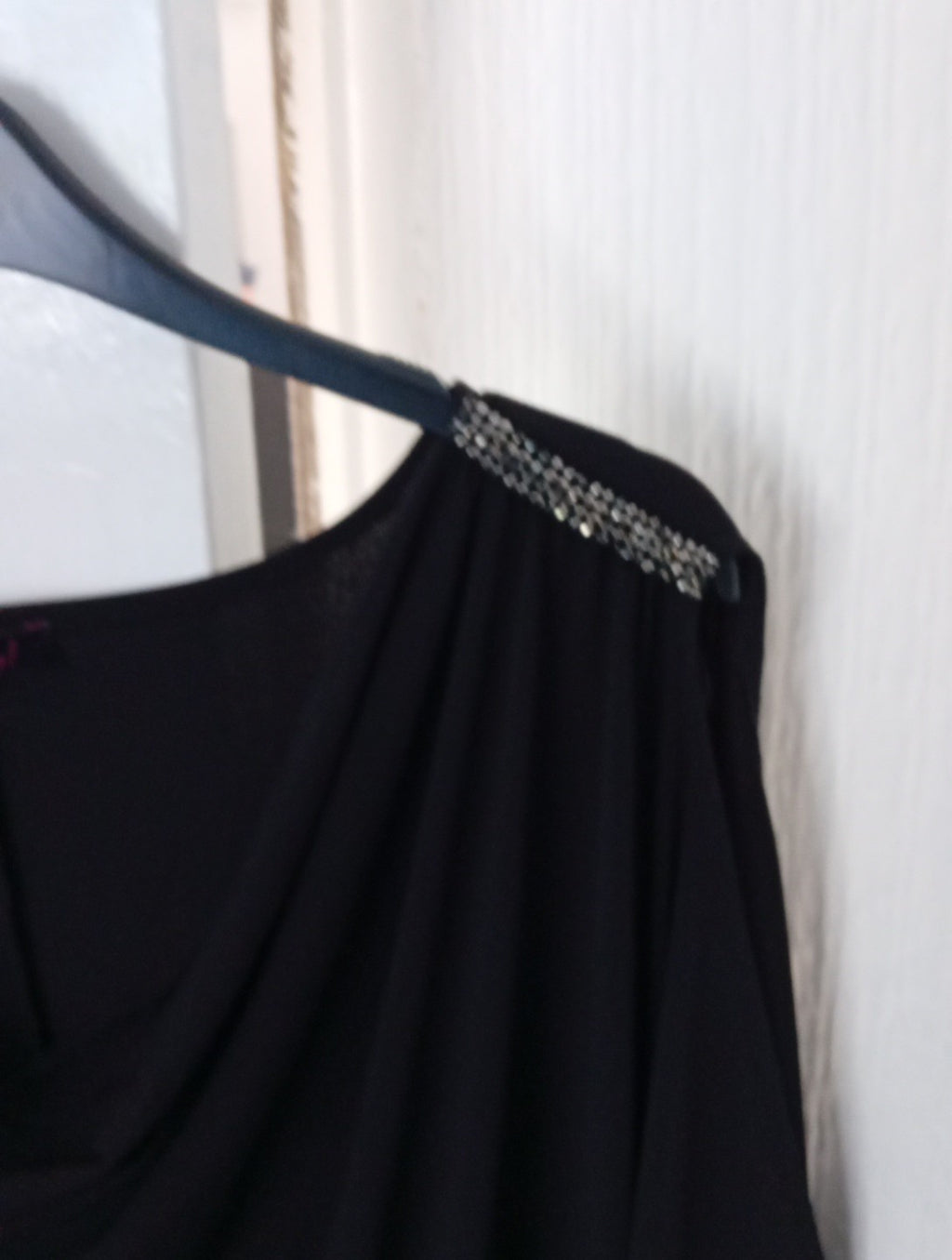 Ladies So Fabulous Black Cold Shoulder Top With Sequin Detail Size 28