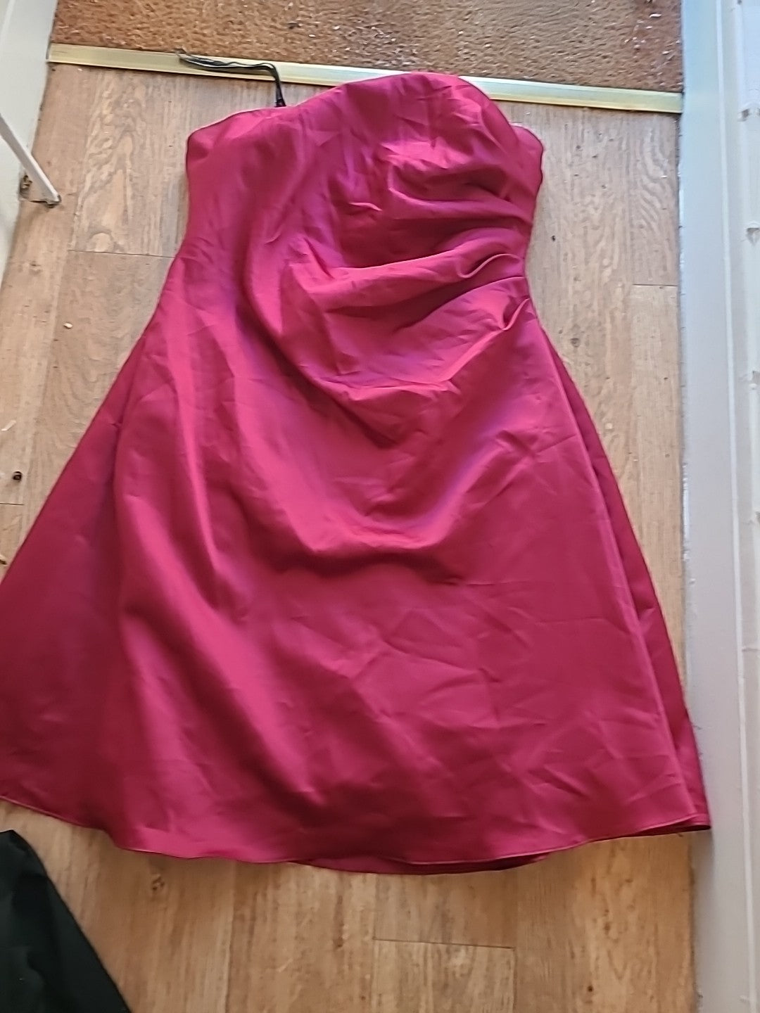 Ladies Alfred Angeo Size Large Wine Boned Sleeveless Strapless Dress