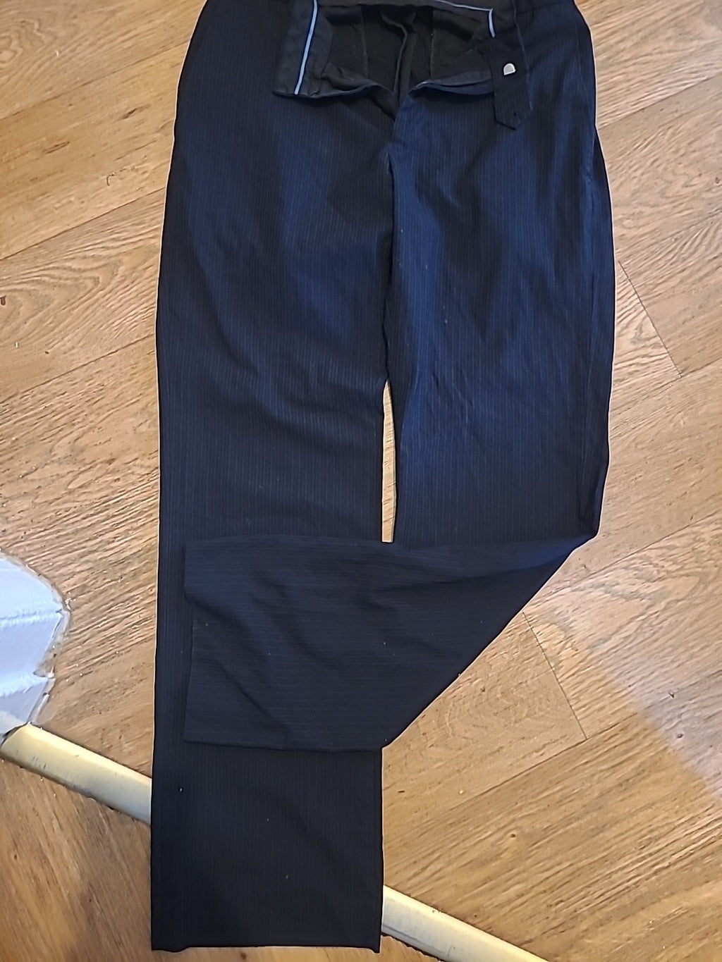 Mens George Size 30x31R Black Pinstripe Trousers