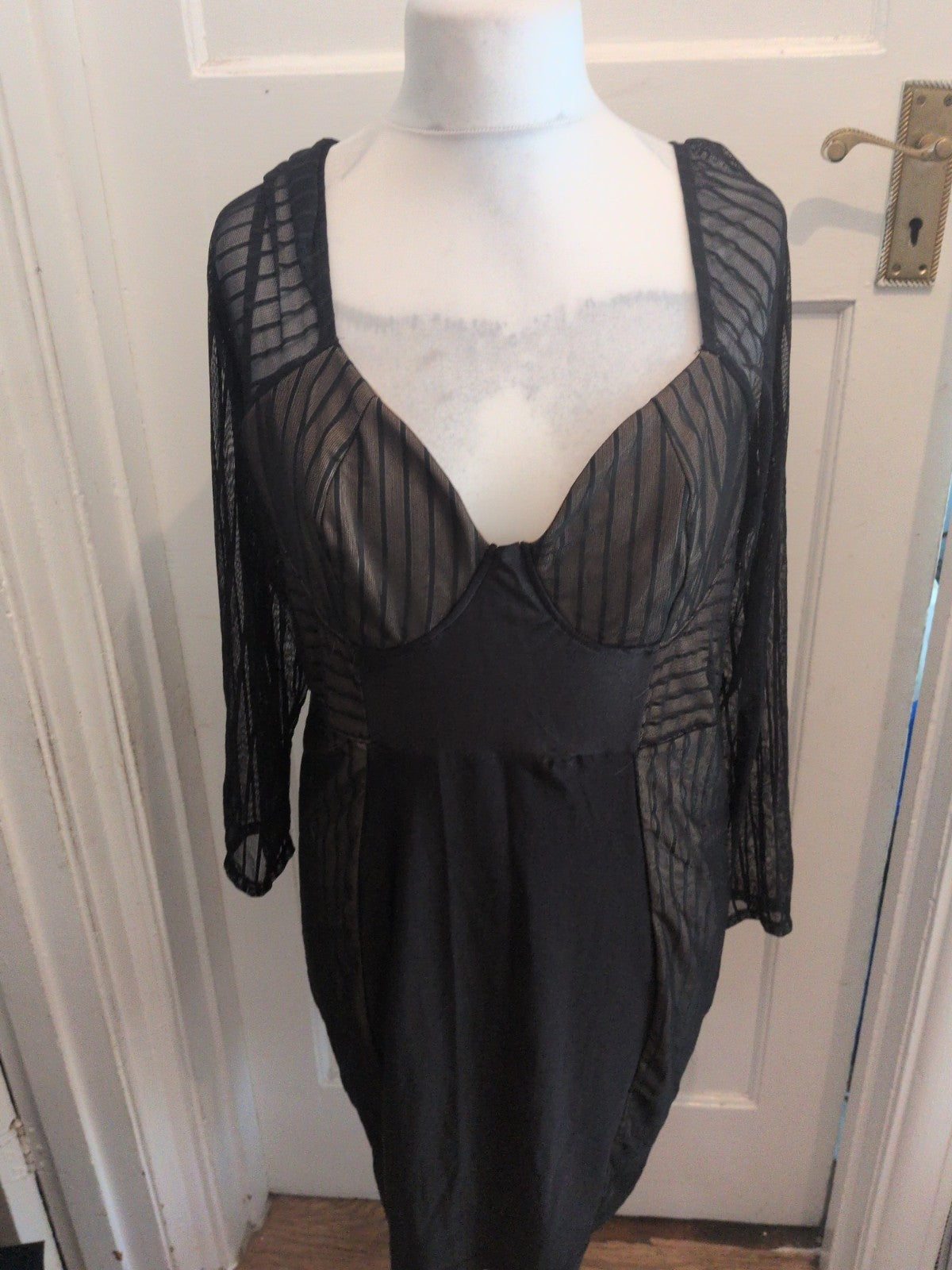Ladies Size XL Black Mesh Long Sleeve Blouse