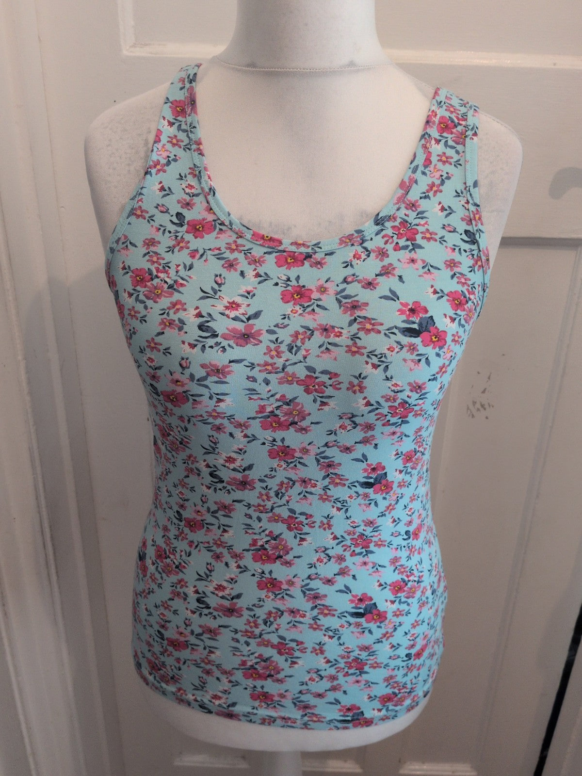 Nkd Medium Aqua Floral Sleeveless Vest Tank Rop