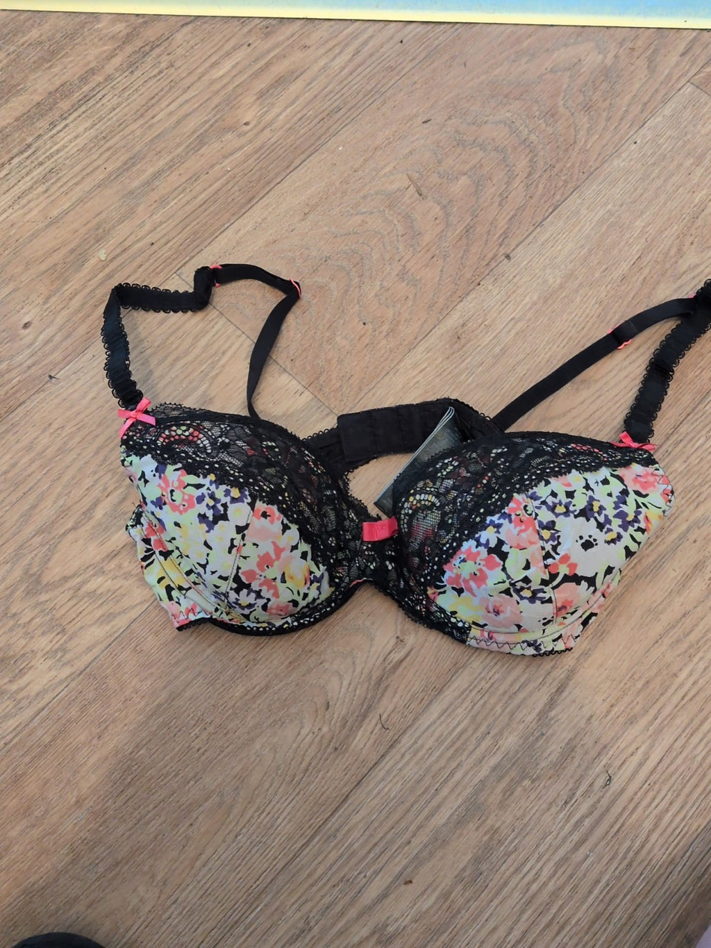 M&S 32B Black Floral Padded And Wired Bra