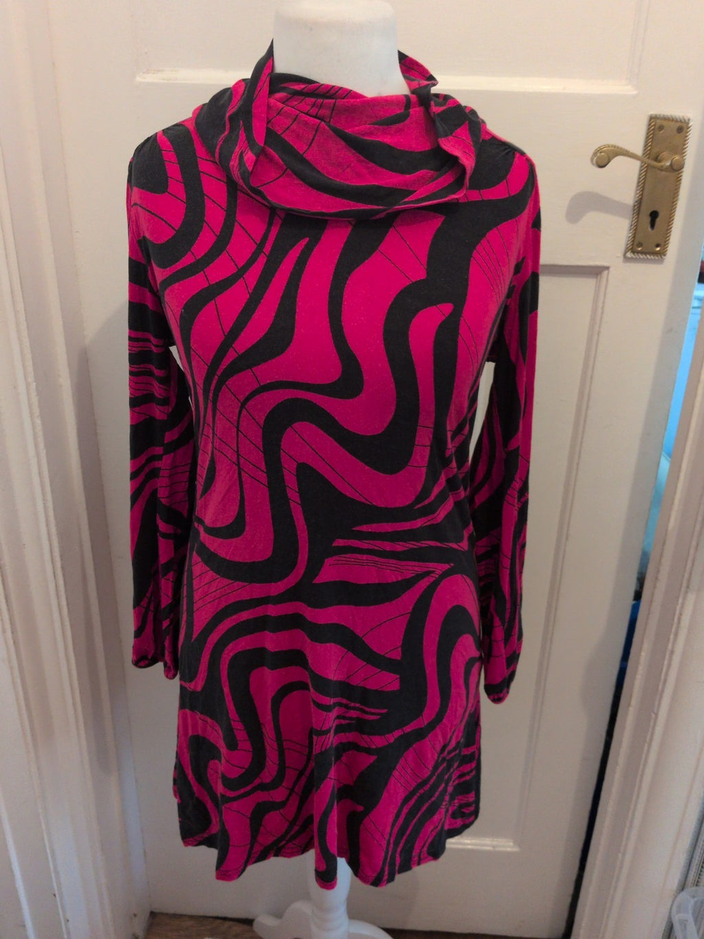 Dorothy Perkins 12 Hot Pink And Black Long Sleeve Dress