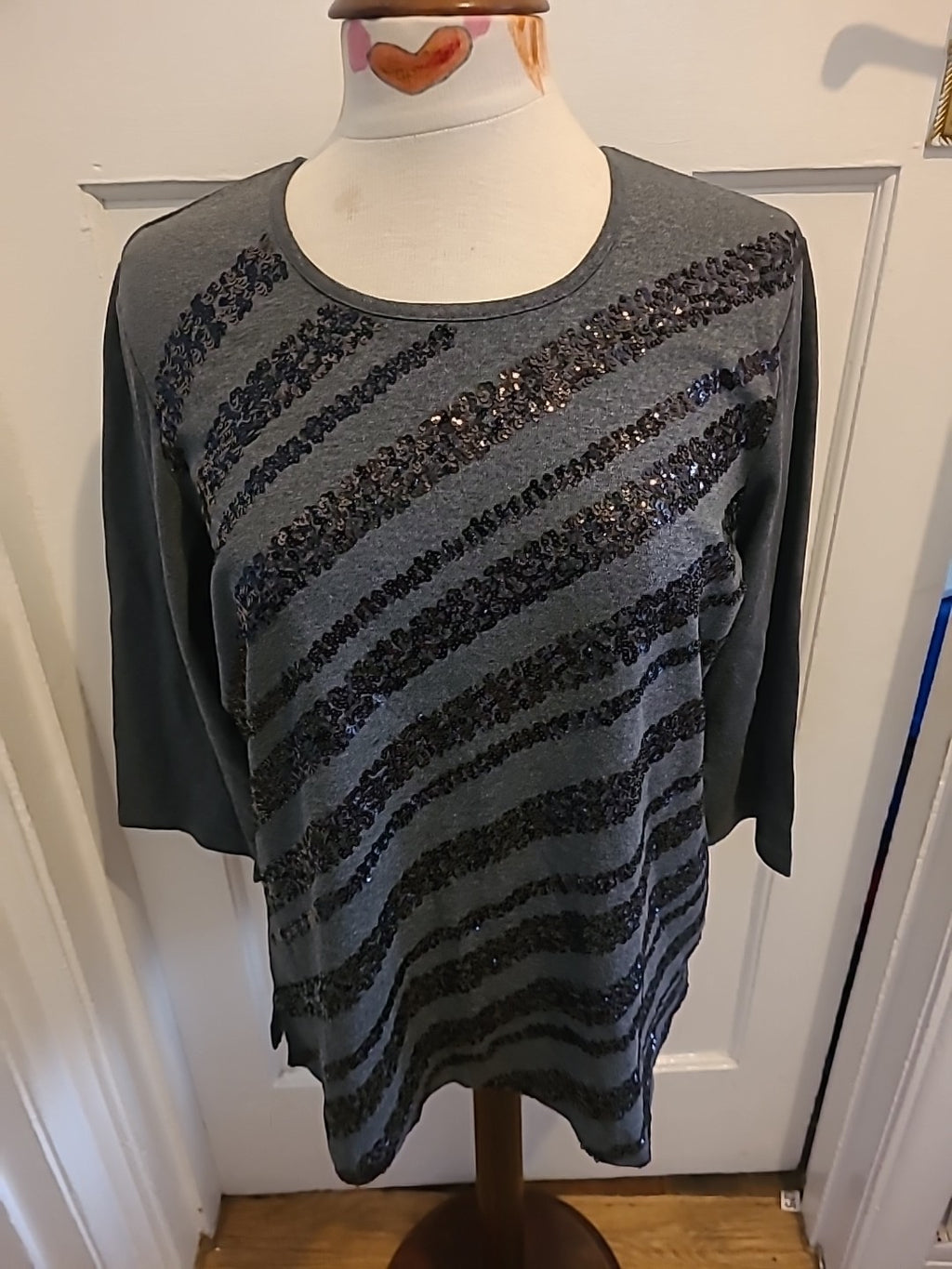 Ladies Quacken Factory Size Medium Grey With Black Sequin Long Sleeved Tshirt