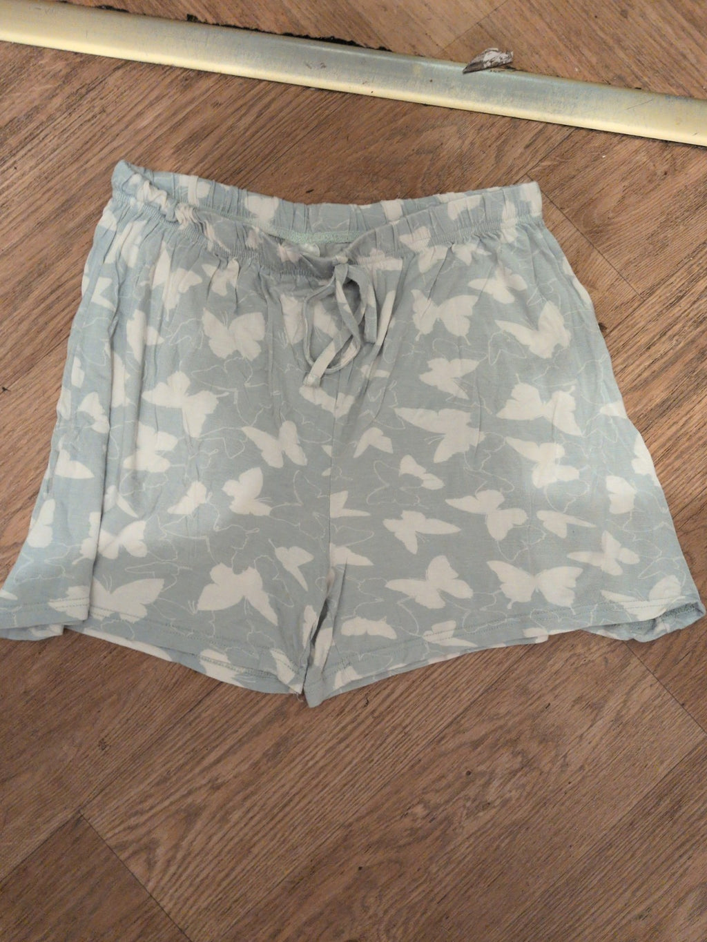 Peacocks 14-16 Peale Green And White Butterfly Pyjama Sleep Shorts